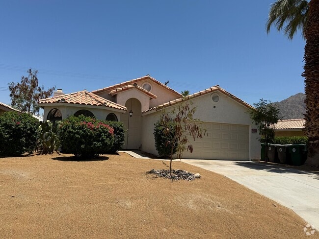 Building Photo - 51580 Avenida Villa Rental