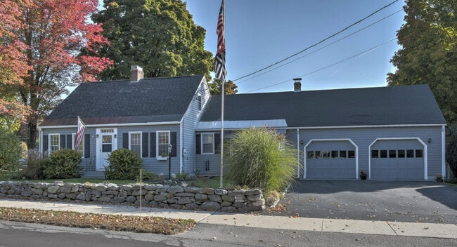 Photo - 35 Hastings Ave