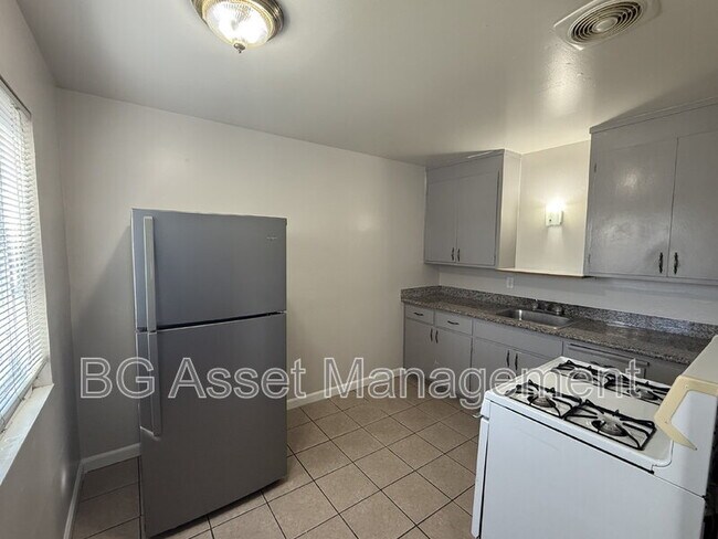 Photo - 922 Carlson Blvd Unit 5