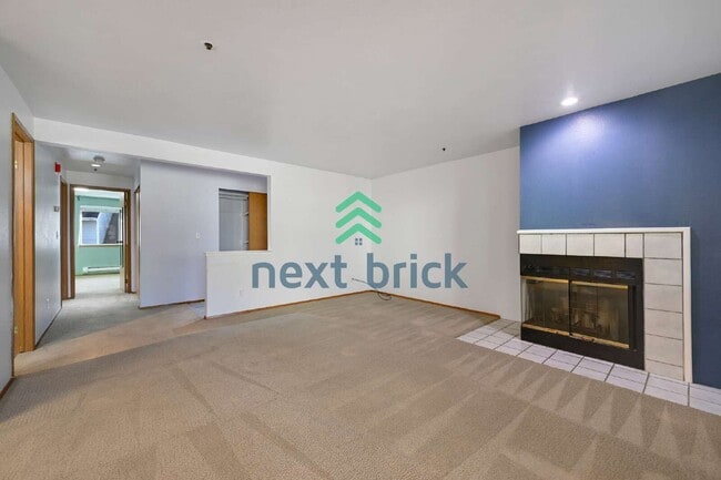 Photo - 2 Bedroom, 2 Bathroom Condominium Available for Rent Unit # B203