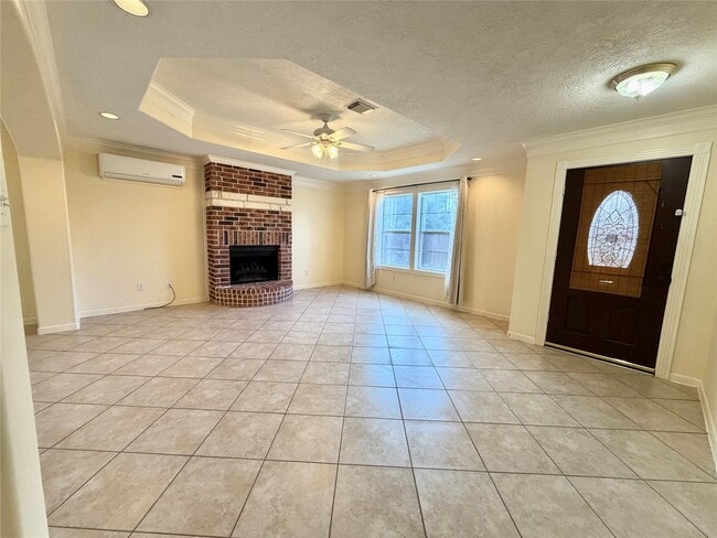 Photo - 6650 Roberson St