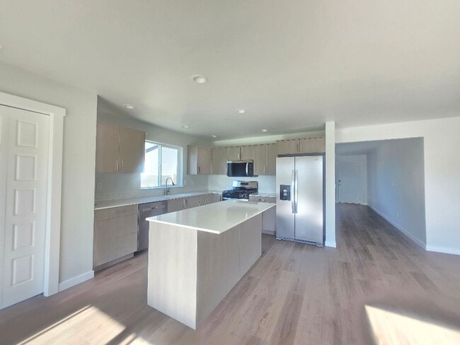 Photo - Beautiful Brand New home