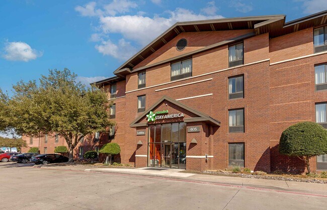 Furnished Studio-Dallas - Las Colinas - Meadow Creek Dr.