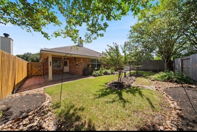 Building Photo - 6715 Rockwall Trail Dr