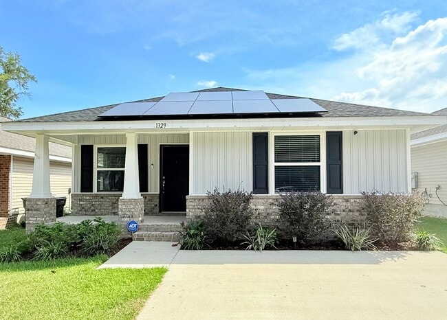 Building Photo - Charming Cottage Home - Commanders Cove