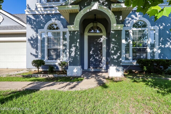 8391 Candlewood Cove Trail