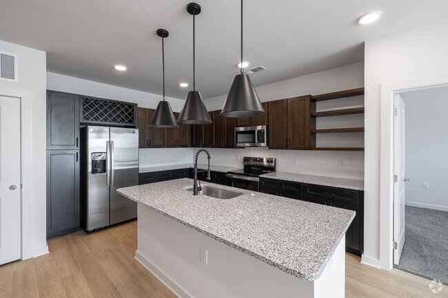 2BR, 2BA - 1,058SF - Kitchen