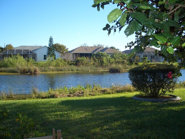 Photo - 2097 Deercroft Dr