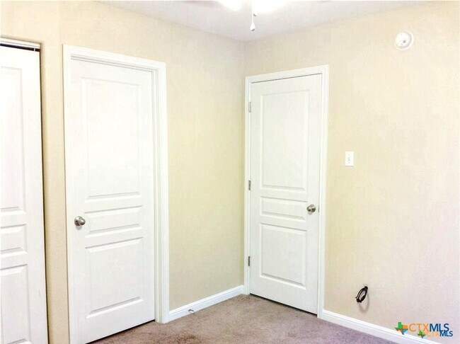 Photo - 112 Rush Haven Unit C