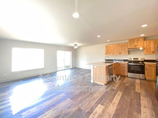 Photo - 1786 S 9th St