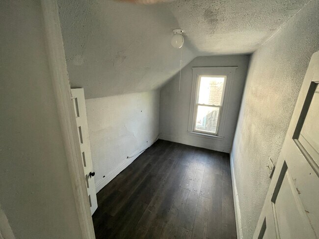 Photo - 1634 Milburn Ave