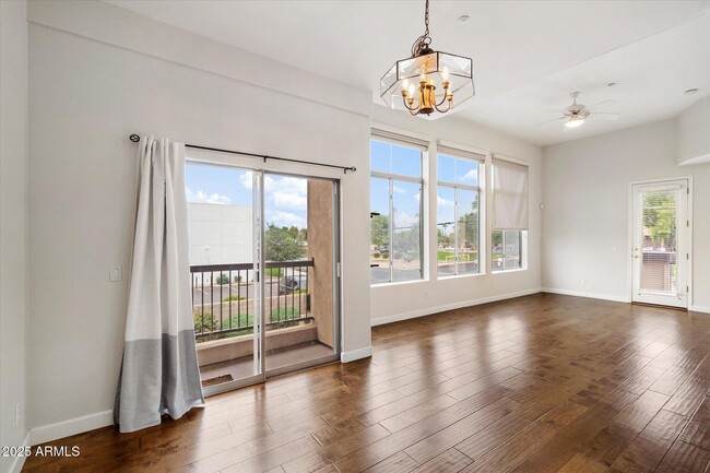 Photo - 2019 E Campbell Ave