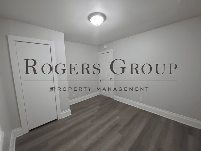 Photo - 710 Roberson St