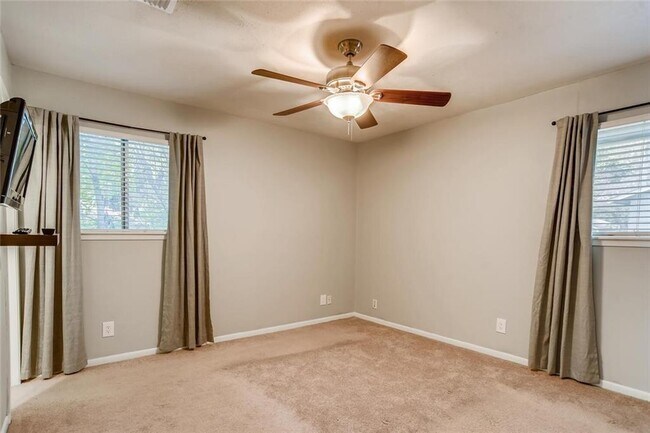 Photo - 1703 Cannonwood Ln