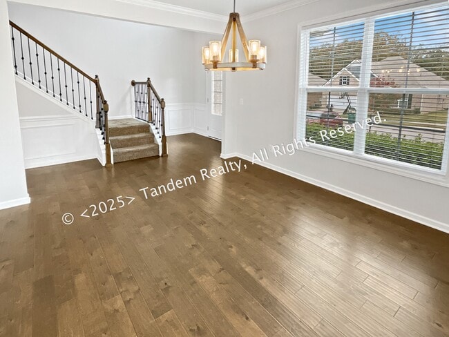 Photo - 8020 Forest Hills Dr