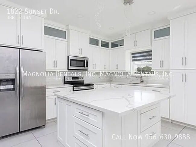 Photo - 1822 Sunset Dr