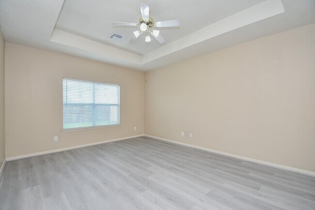 Photo - 15114 Snow Hill Ct