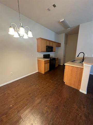 Photo - 946 Sylvia St