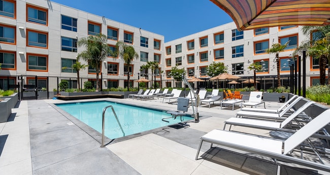 Building Photo - Ensemble at Northridge Rental