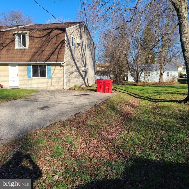 Photo - 485 4th Ave