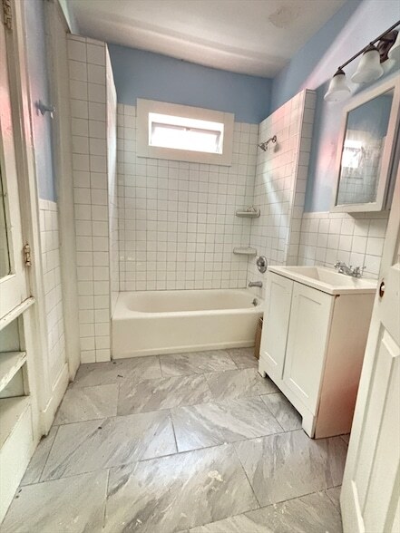 Photo - 46 Evelyn St Unidad 2