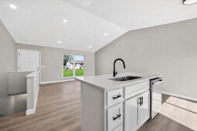 Photo - 1362 Half Moon Dr