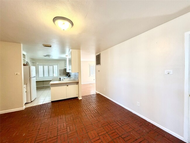 Photo - 4275 Bethel Blvd