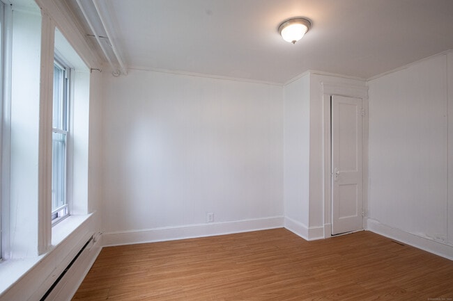 Photo - 405 Wilson St Unit 1B