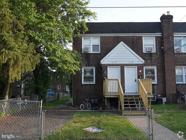 Building Photo - 413 Boyd St Rental