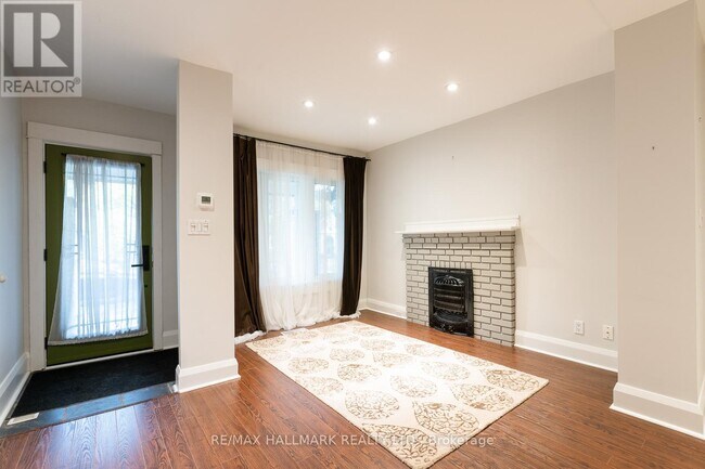 Photo - 70 Lawlor Ave