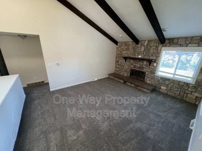 Photo - 629 Graefe Ave