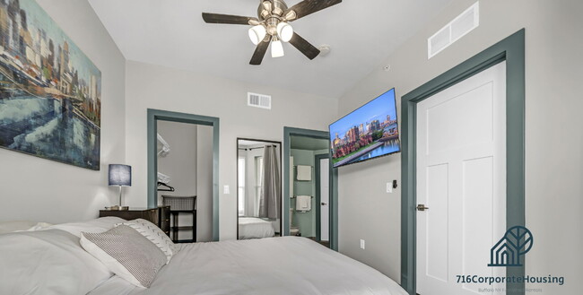 Photo - Furnished 2-Bedroom, 2-Bath Apartment near the Medical Campus Unit 2B