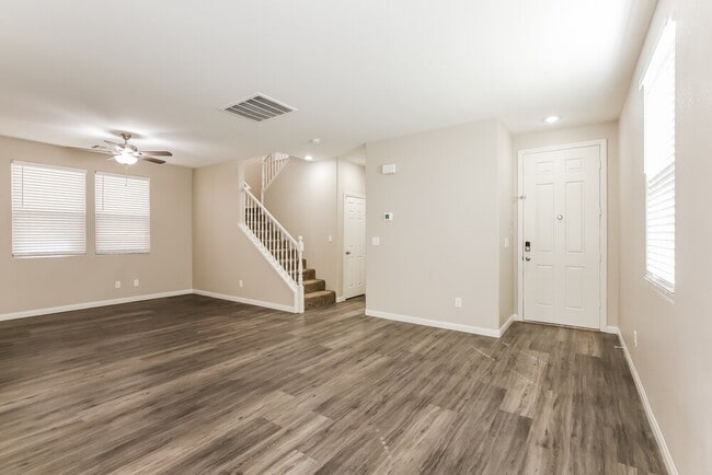 Photo - 10747 Iona Island Ave