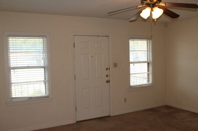 Photo - 2724 37th St