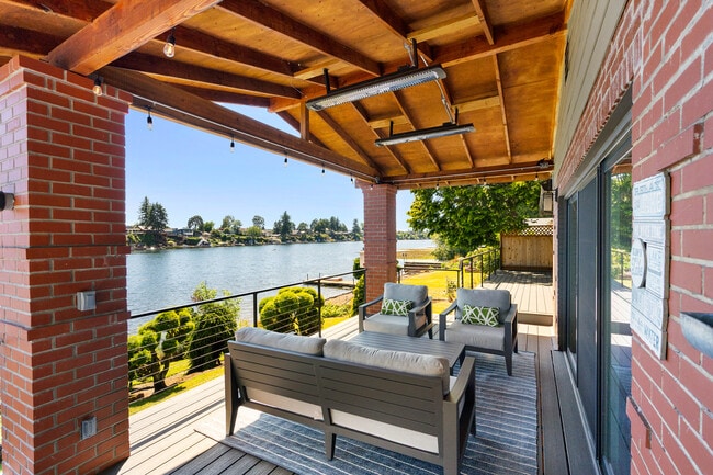 Photo - 21426 NE Blue Lake Rd