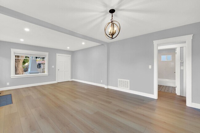 Photo - Modern Style Renovated 2 Bedroom 1 Bath House in Oakland -- Available Now!!!