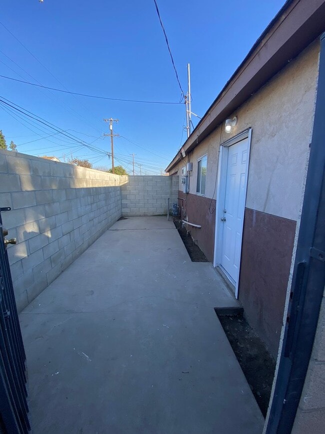 Photo - Hard to Find 1 BD 1 BA House with a 2 car garage and it's own yard.