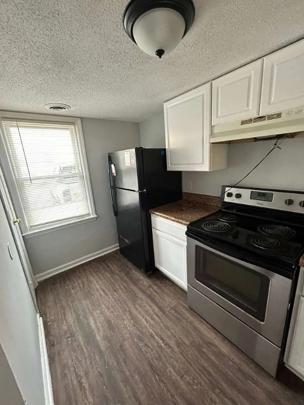 Photo - 306 Cedar St