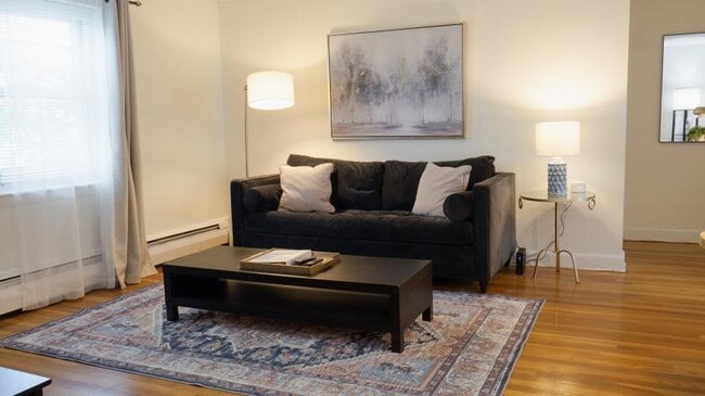 Photo - 1 bedroom in Brookline MA 02445 Unit 5