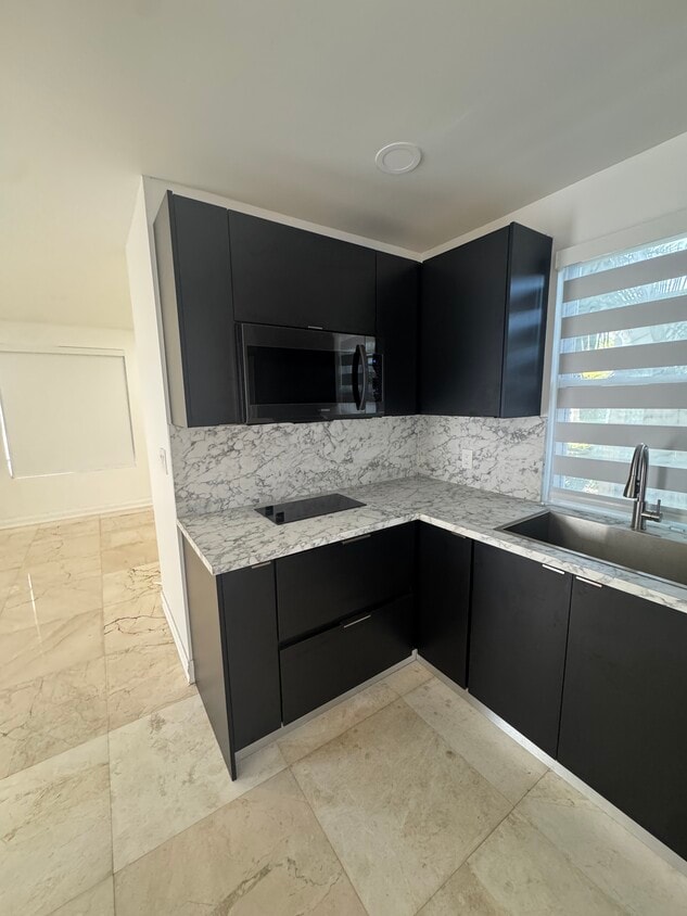 Photo - 1615 Taft St (Hollywood, FL)