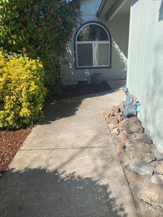 Super cute 2 bedroom, 2 bath Duplex in Cen... - Super cute 2 bedroom, 2 bath Duplex in Cen...