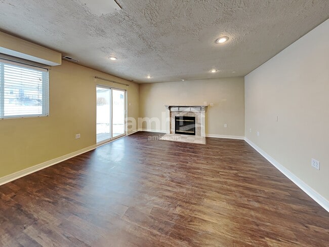 Photo - 2906 W 2075 S