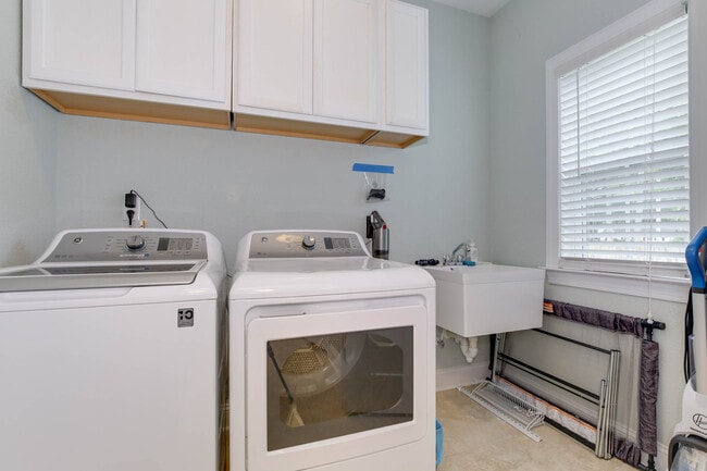 Photo - 113 Bedford Pl