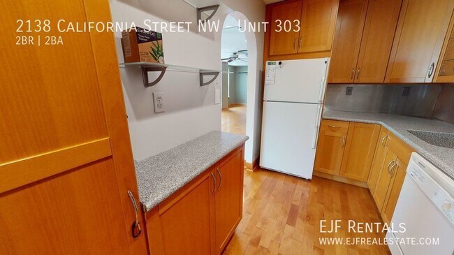 Photo - 2138 California St NW Unidad 303