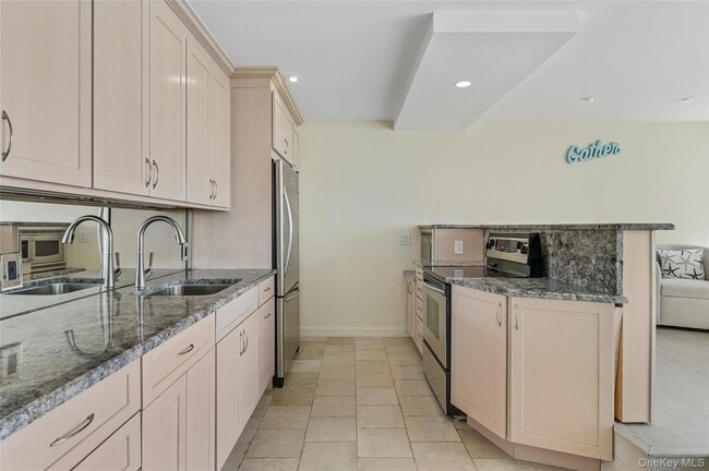 Photo - 265 Dune Rd Unit 68