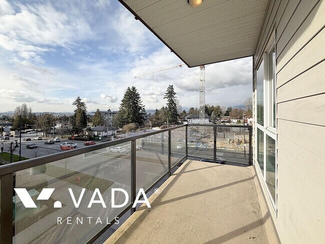 Photo - Venue 2 Bedroom Apartment Rental 305-13768 108 Ave Surrey: VADAPM.com Unité 305