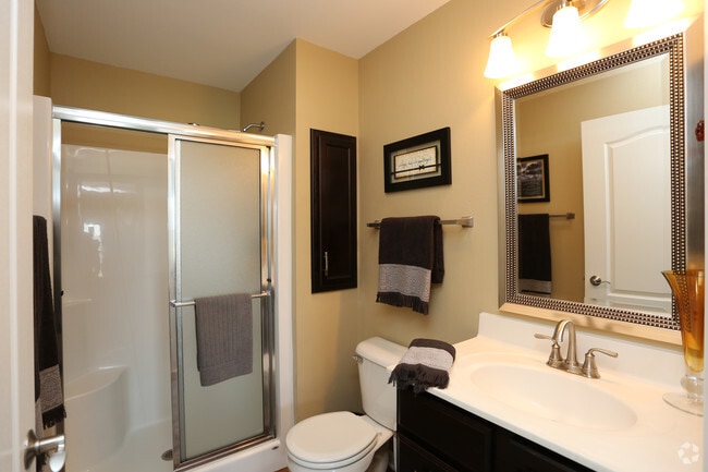 Second bathroom - Southwind Prairie Apartments