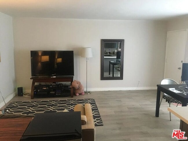 Photo - 3322 Atwater Ave Unit 5