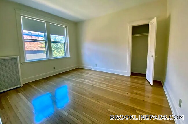 Photo - 18 Alton Pl Unit 4