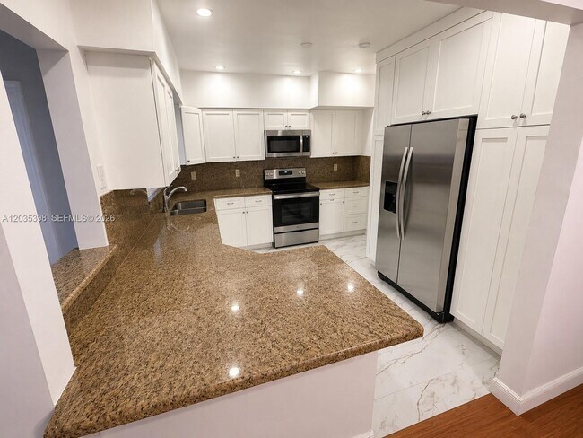 Photo - 155 Ponce de Leon Blvd